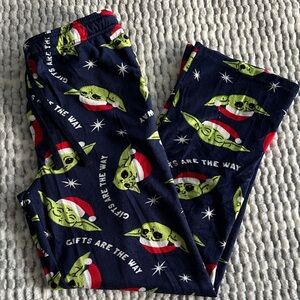 Star Wars Baby Yoda/Grogu “gifts are the way” unisex  fleece sleep pants size S